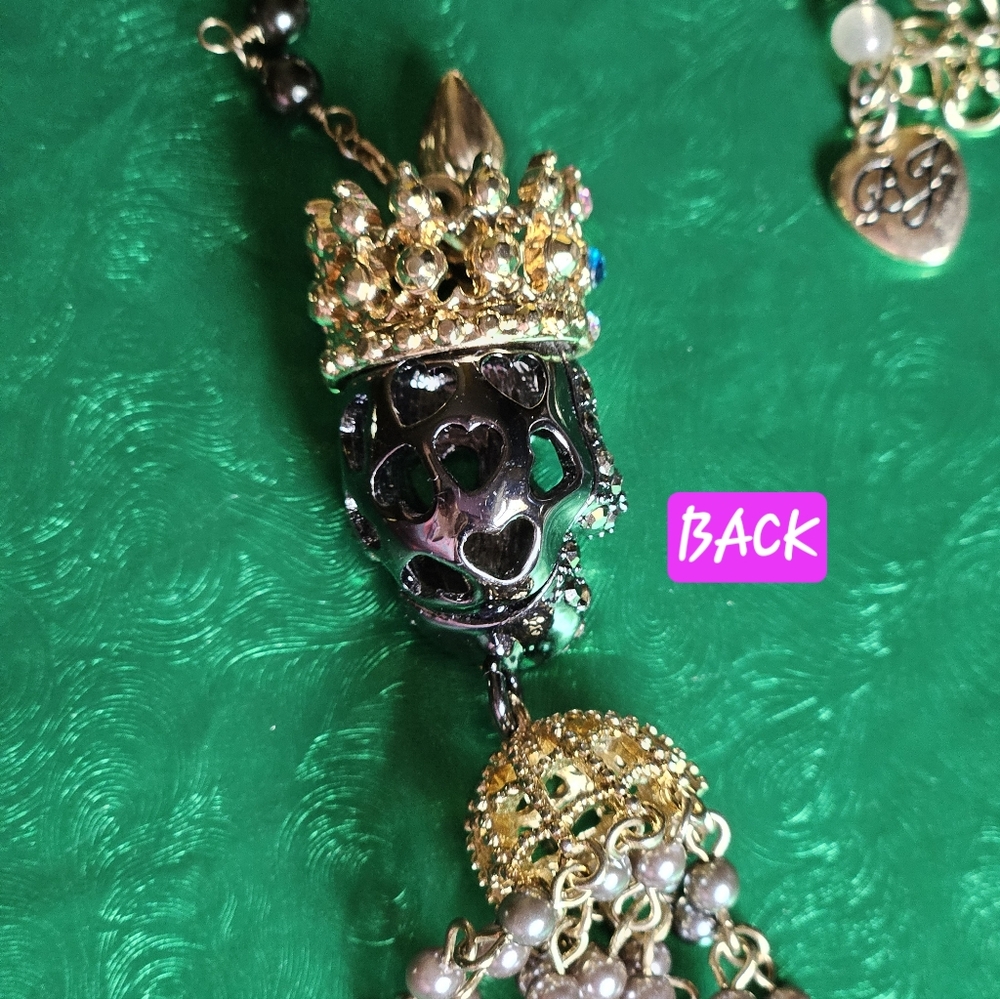 💀📿Betsey ROSARY style Unique Marcasite-Colored Stone Skull Necklace - NWOT📿💀 - Picture 7 of 14